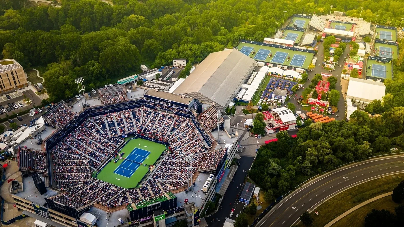 Stadium 1588x1125