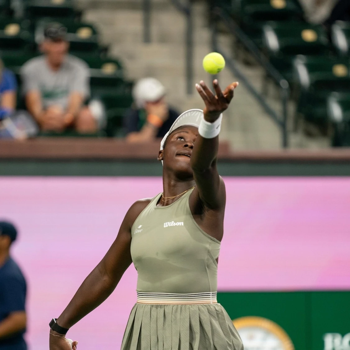 Victoria Mboko 2026 Indian Wells Sarah Jade Champagne 4