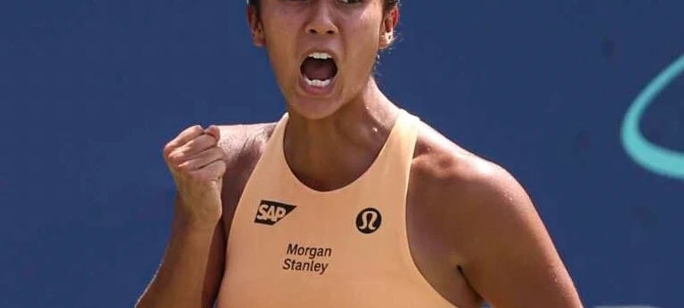 Fernandez Overcomes Injury Scare and Townsend to Reach Washington Semis