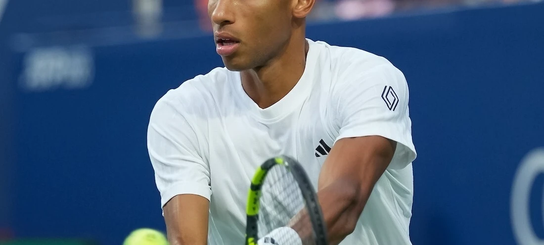 Auger-Aliassime s’incline en deux manches face à Sinner à Cincinnati