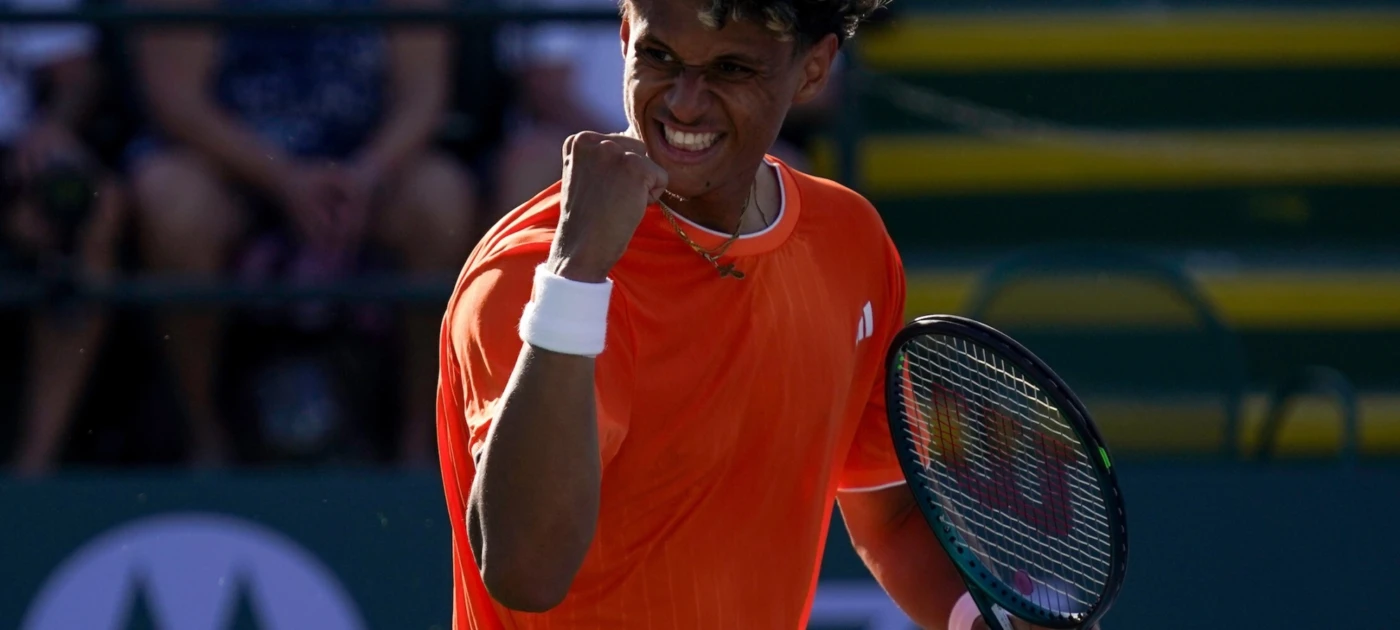 Diallo Sets Up All-Canadian Clash with Auger-Aliassime in Indian Wells Round Three; Fernandez Out