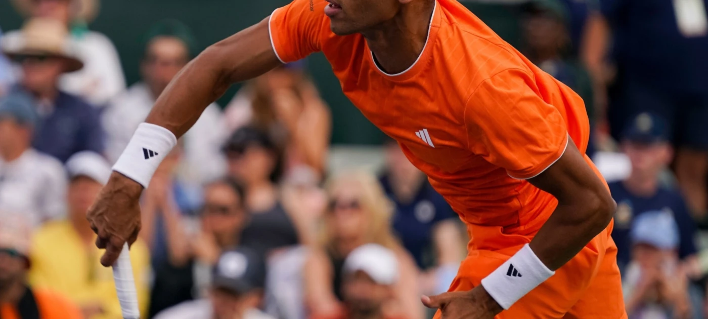 Auger-Aliassime Earns 200th Hard-Court Win in Miami Open Round Two; Diallo Ousted