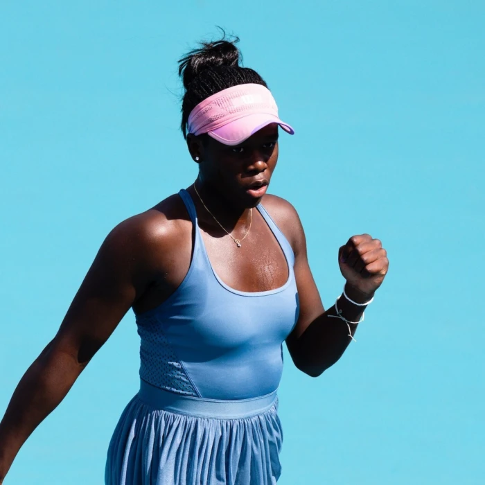 Mboko Scores First WTA Clay Win in Rome