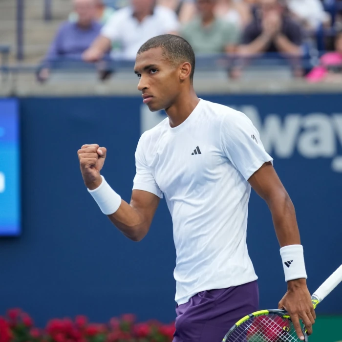 Auger-Aliassime Through to Year’s First Masters 1000 Round of 16 in Cincinnati