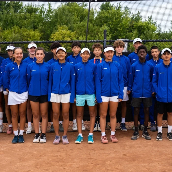 Pastuszka et Karabulut sont les vainqueurs du simple des Championnats juniors canadiens chez les 14 ans