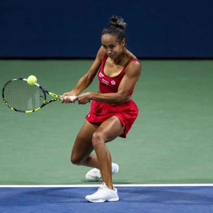 Fernandez Loses Tough Battle Against Top Seed Sabalenka in US Open Third Round