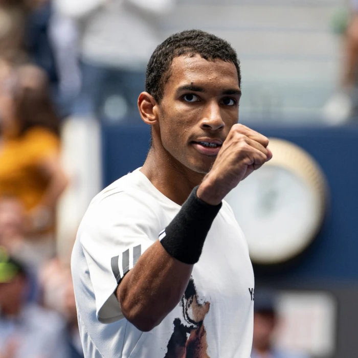 Auger-Aliassime Holds Nerve to Reach Second US Open Semifinal