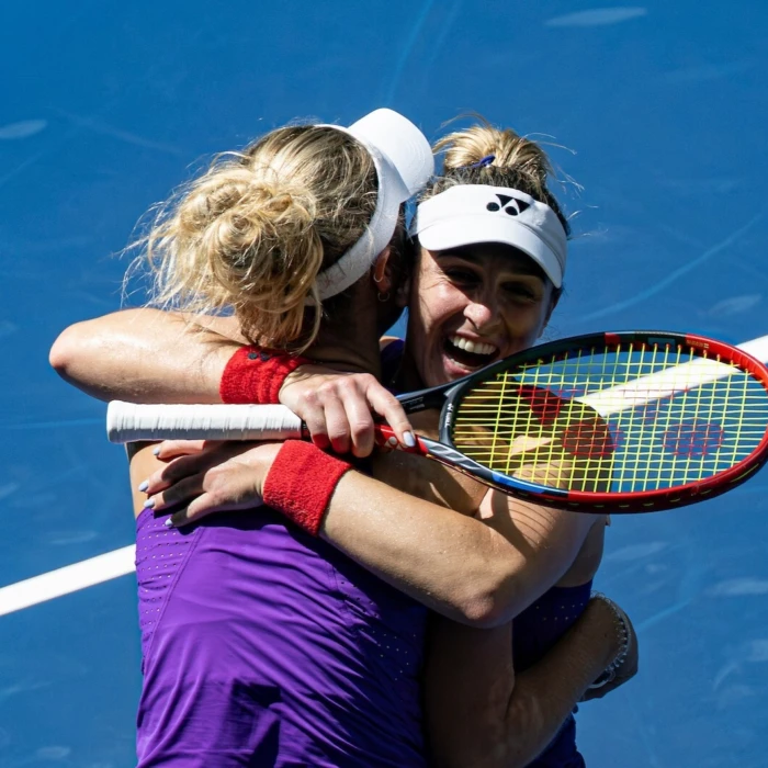 Monday Digest: Dabrowski and Routliffe Qualify for WTA Finals