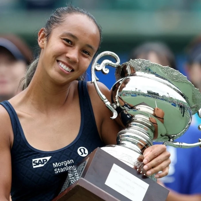 Fernandez est Couronnée à Osaka