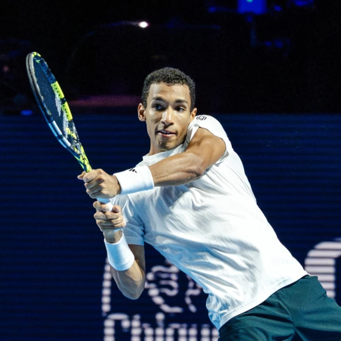 Abandons d’Auger-Aliassime et de Shapovalov en quarts de finale à Bâle