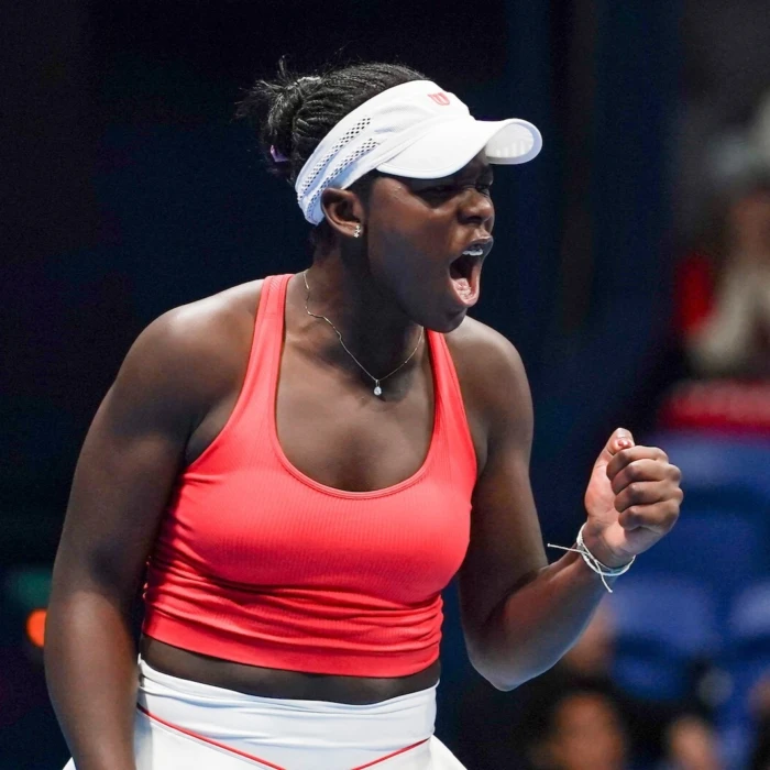 Mboko, Dabrowski Lead Canada Into Billie Jean King Cup Play-Offs: Meet the Team