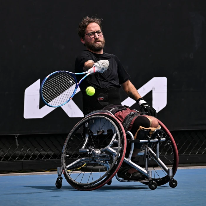 Shaw Signs Off on Illustrious Career in Australian Open Semis; Dabrowski, Stefani Fall Short of Final