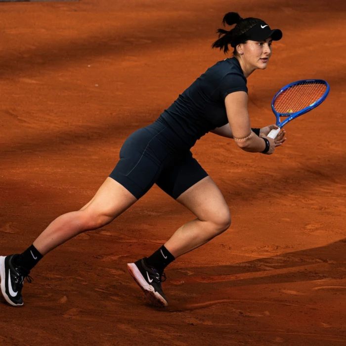 Andreescu Earns Straight-Sets Victory in Rome Opener