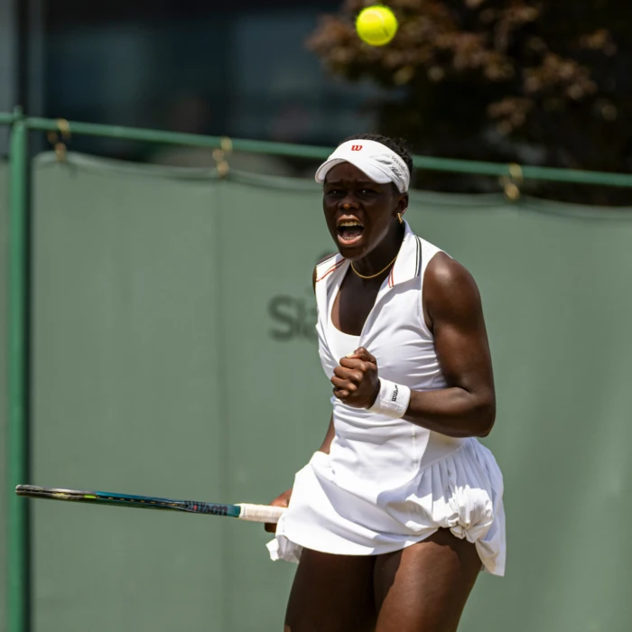Serena Williams Makes Winning Return to Tennis Alongside Victoria Mboko at Queen’s Club