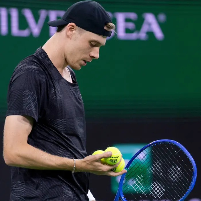 Shapovalov Dethroned by Gea in Los Cabos Final