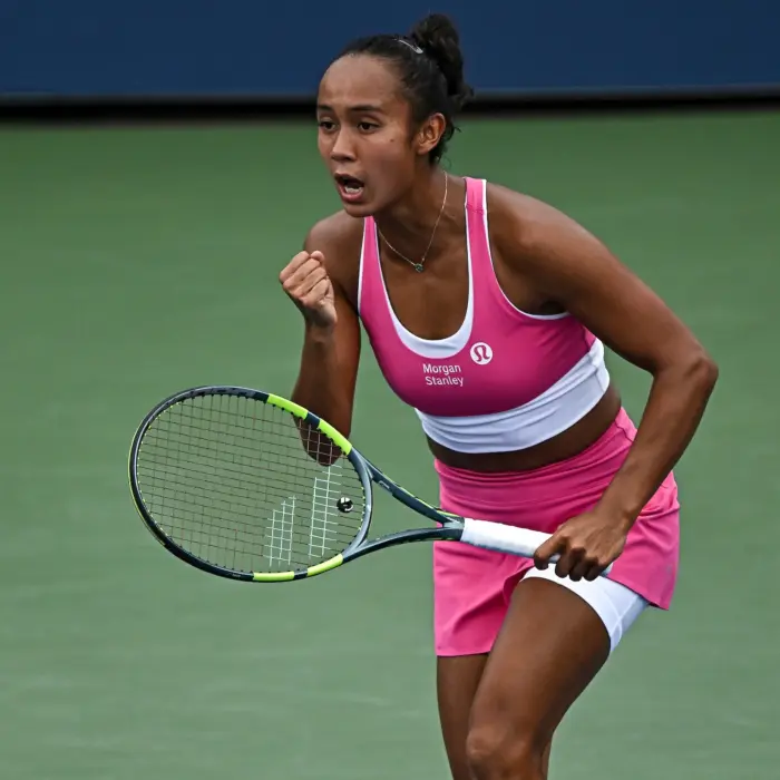 Fernandez Through to Year’s First Final in Singapore