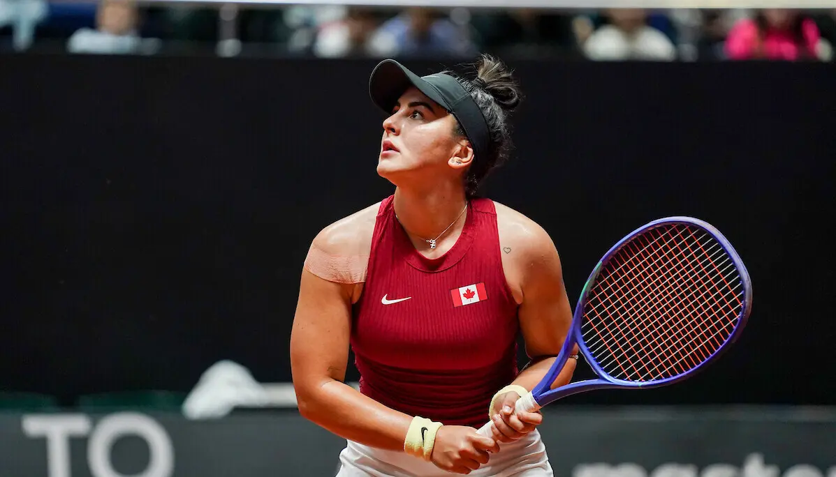 CHAMPAGNE SJ Bianca Andreescu12