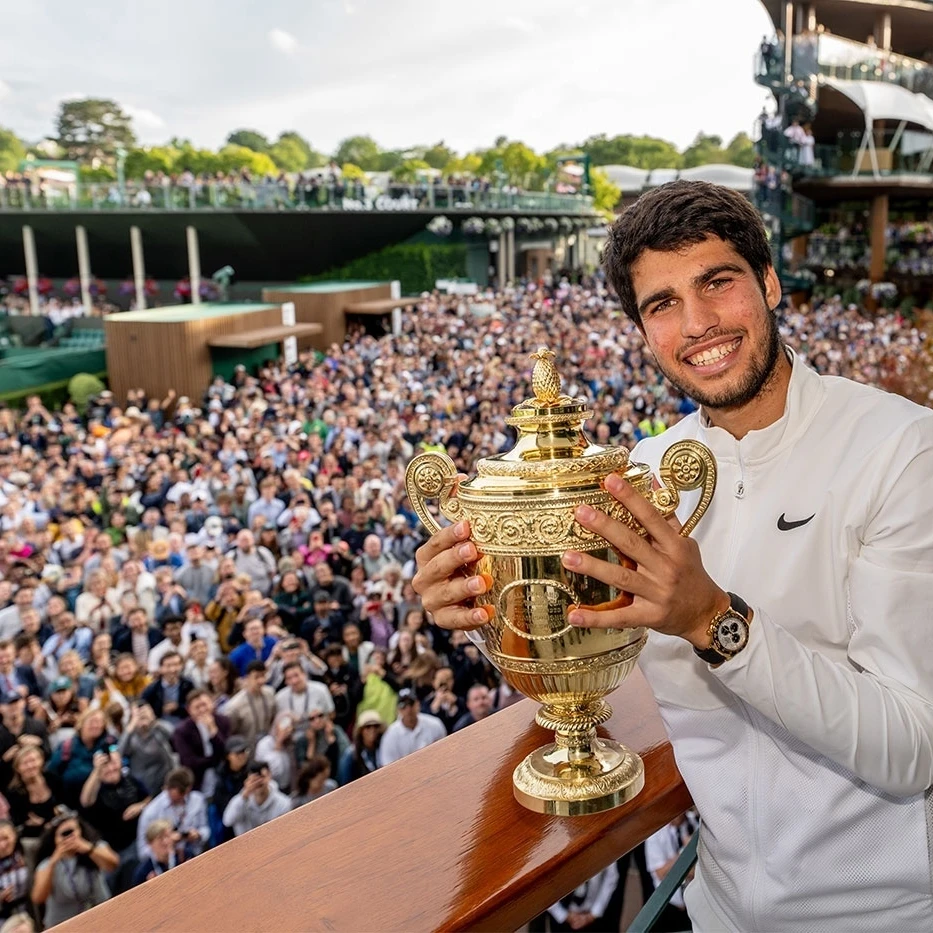 Wimbledon Alcaraz celebre sur le balcon Wimbledon