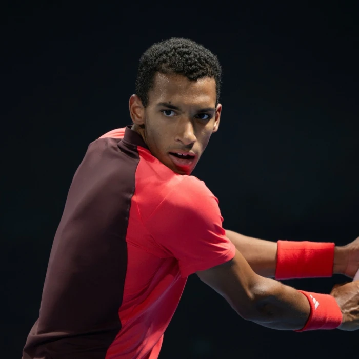 Auger-Aliassime tombe face à Rublev en demi-finale à Doha 