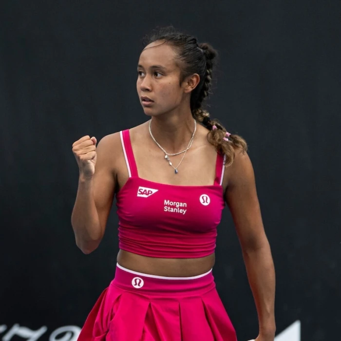 Fernandez Tripped Up by Krueger in Abu Dhabi Quarter-Finals 