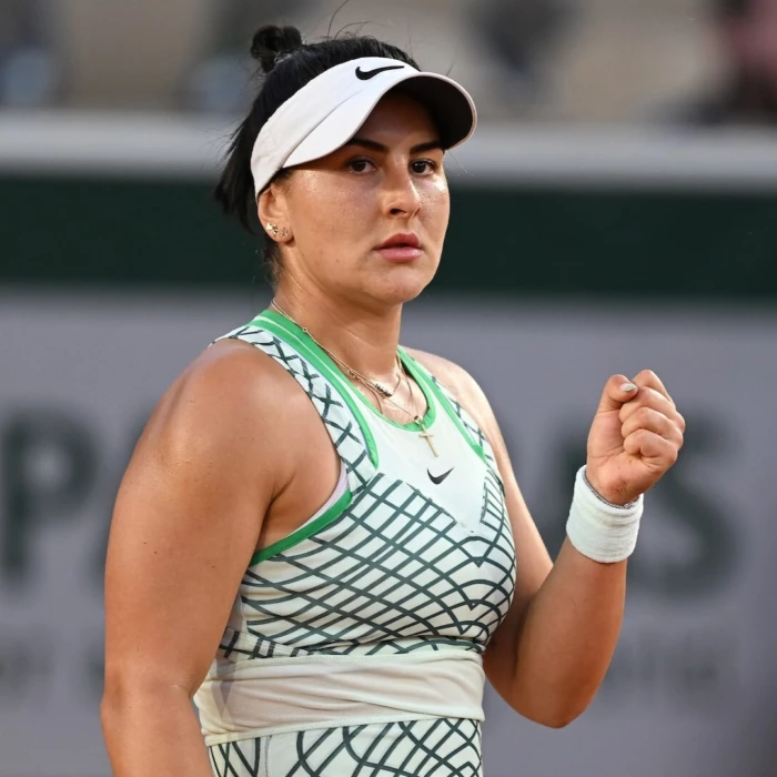 Andreescu Cruises Into Roland-Garros Third Round
