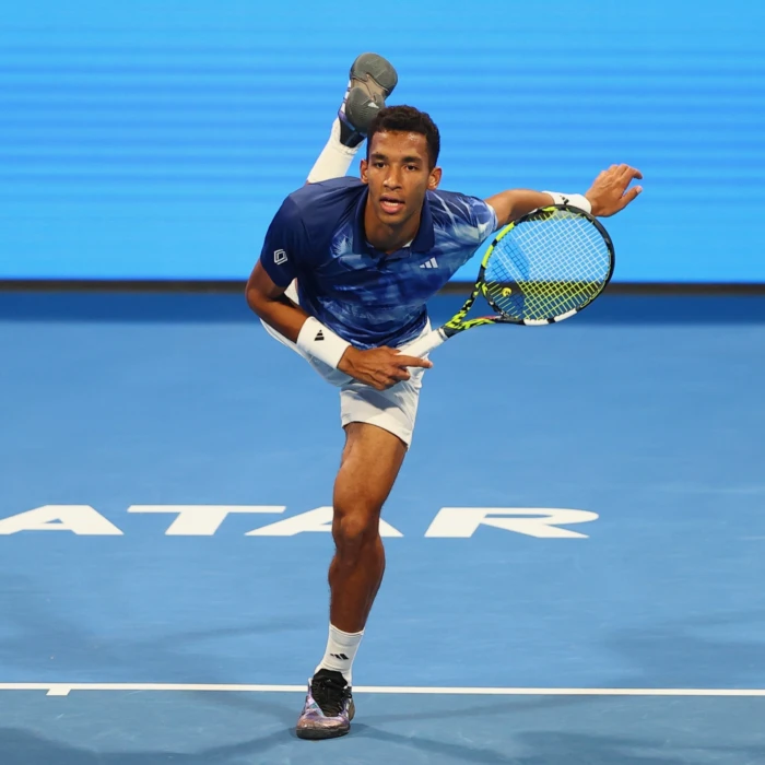 Auger-Aliassime sets Medvedev rematch in Doha semifinals