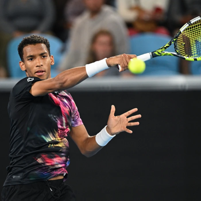 <strong>Victoire d’Auger-Aliassime, défaite de Shapovalov à Melbourne</strong>