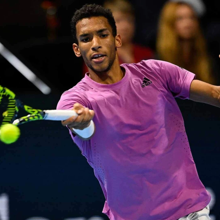 Auger-Aliassime Beats Alcaraz Again to Reach Third Straight Final