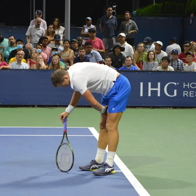 Tebbutt: Genie, Vasek out of qualies